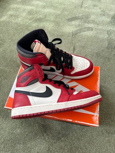 Nike Air Jordan 1 High OG "Lost & Found/Chicago"