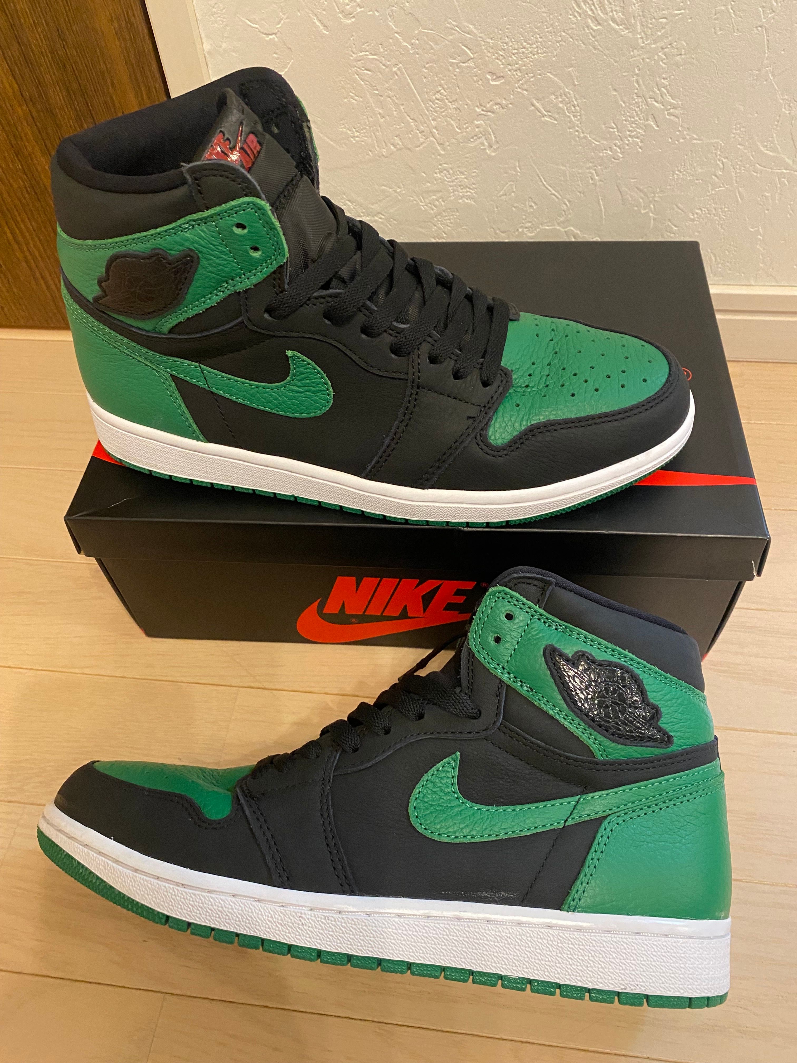 Nike Air Jordan 1 Retro High OG "Black/Pine Green" (2020)      