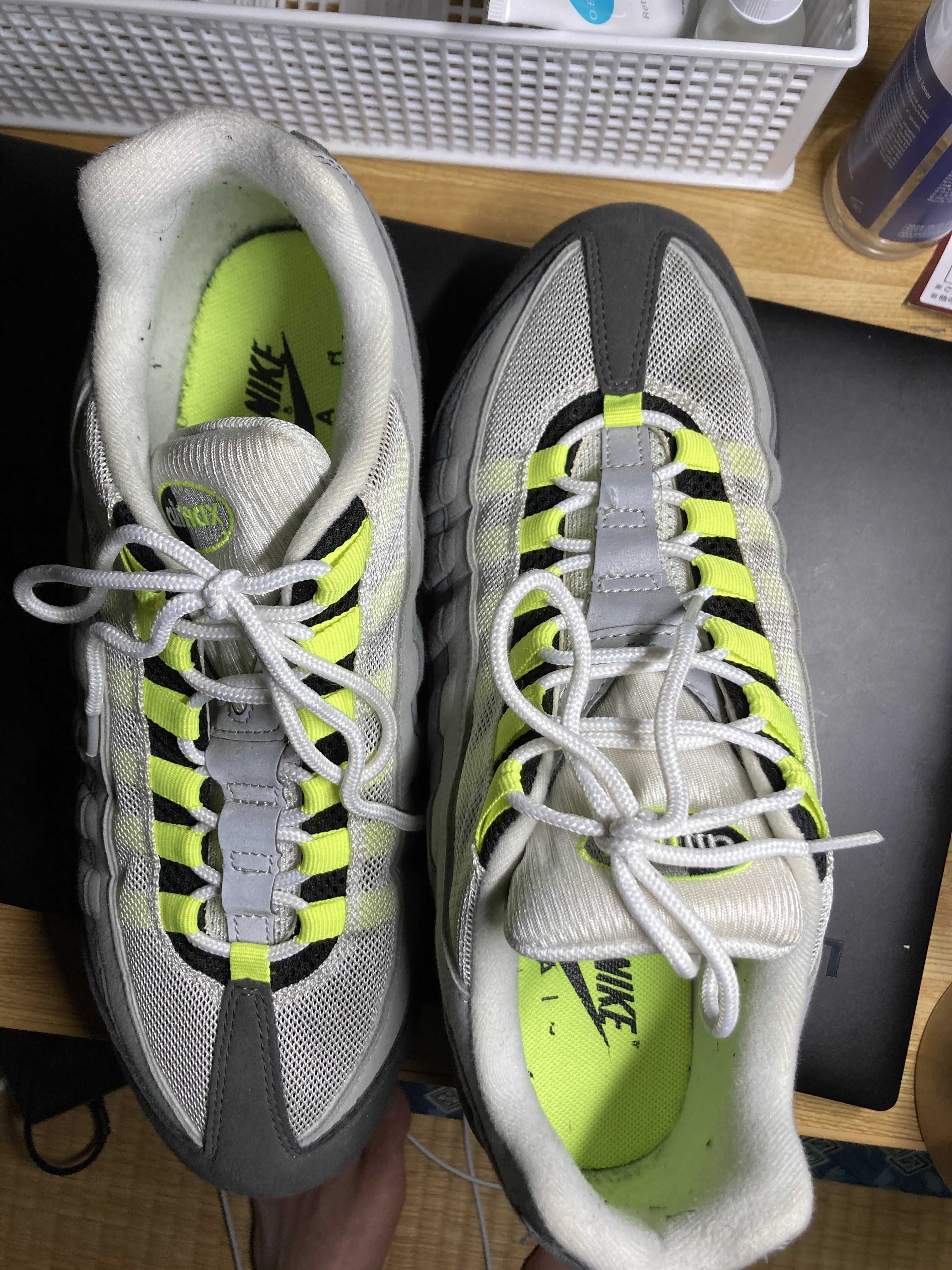 Nike Air Vapormax 95 "Neon"