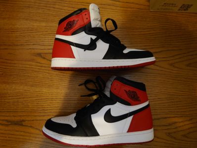 Nike Air Jordan 1 Retro High OG "Black Toe"(2016)