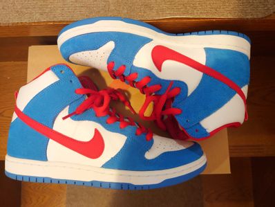 Nike SB Dunk High "Doraemon"