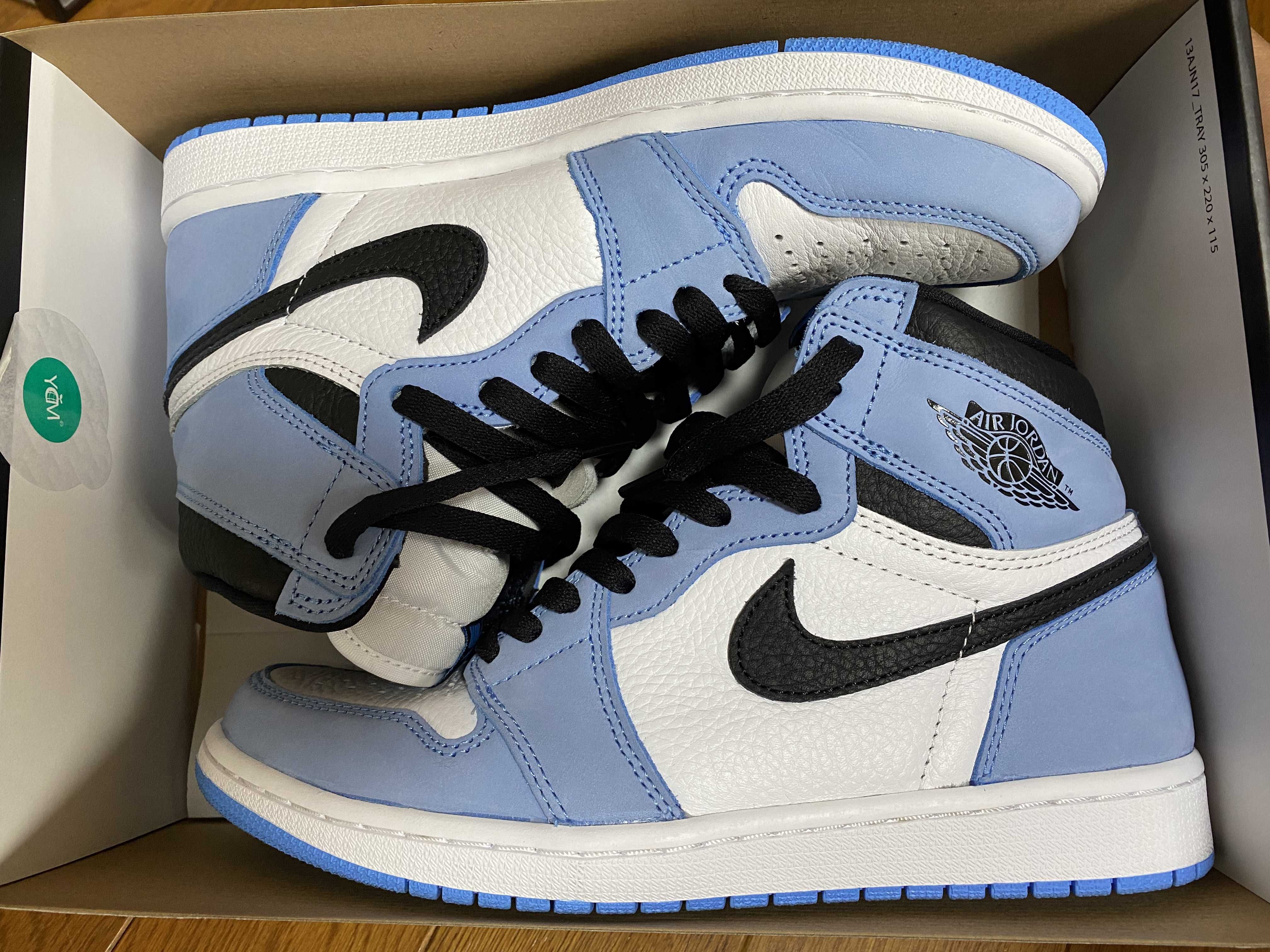 Nike Air Jordan 1 High OG "University Blue"