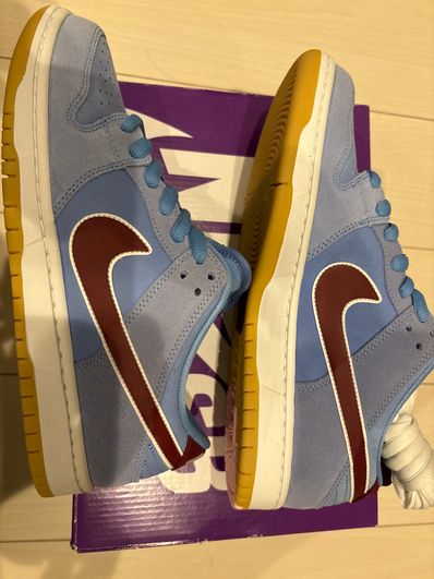 Nike SB Dunk Low Pro "Philadelphia Phillies/Valor Blue and Team Maroon"