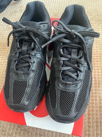 Nike Zoom Vomero 5 "Black"