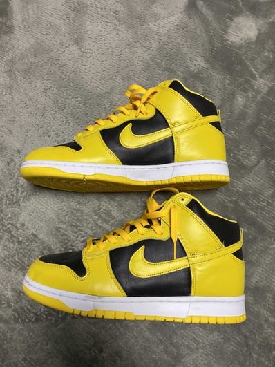 Nike Dunk High "Black/Varsity Maize"