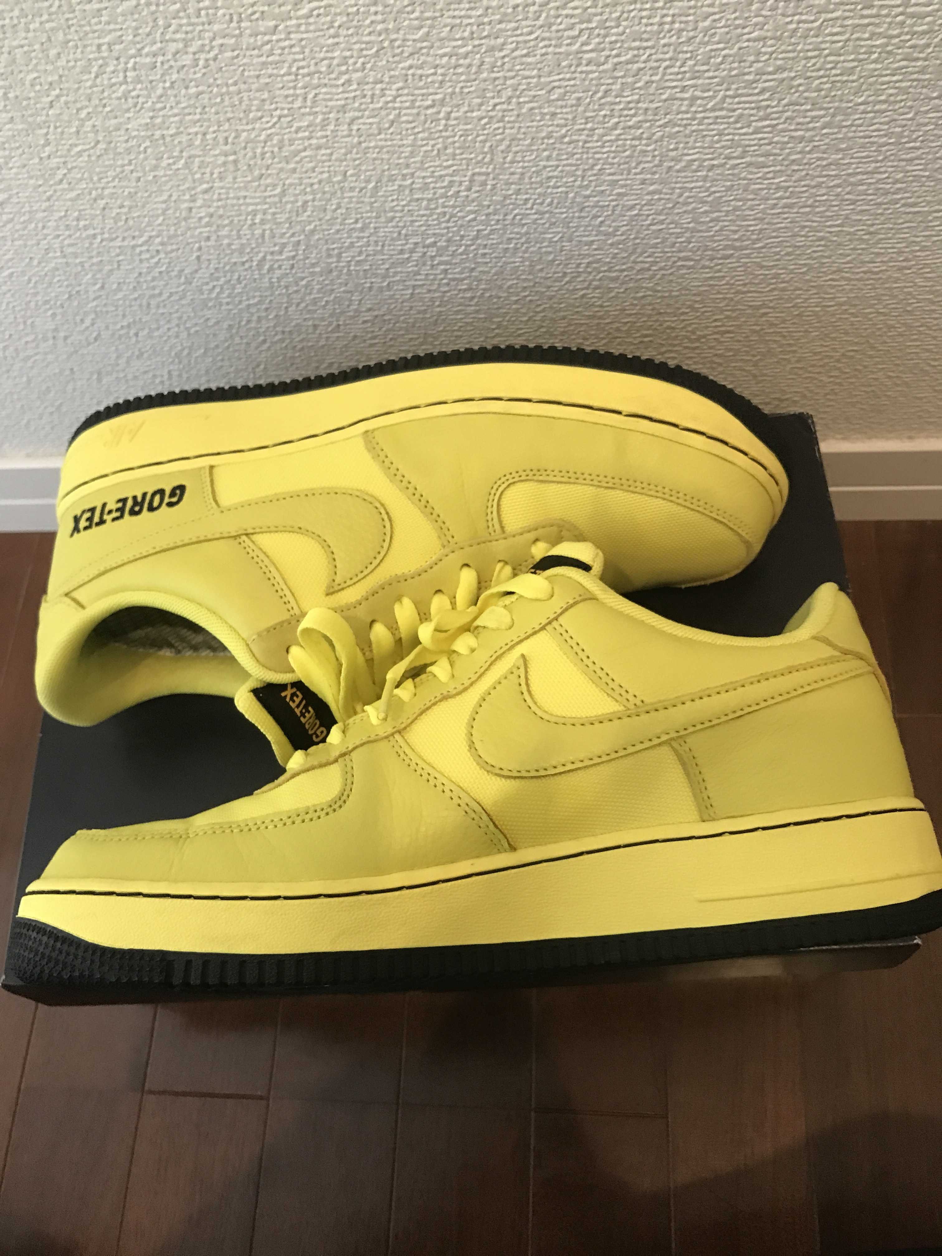 Nike Air Force 1 Low Gore-Tex "Dynamic Yellow"