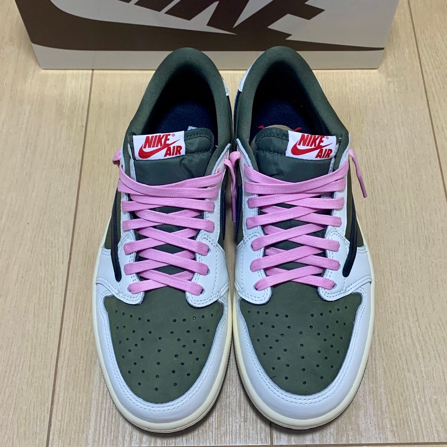 Travis Scott × Nike Air Jordan 1 Low OG SP "Reverse Olive"
