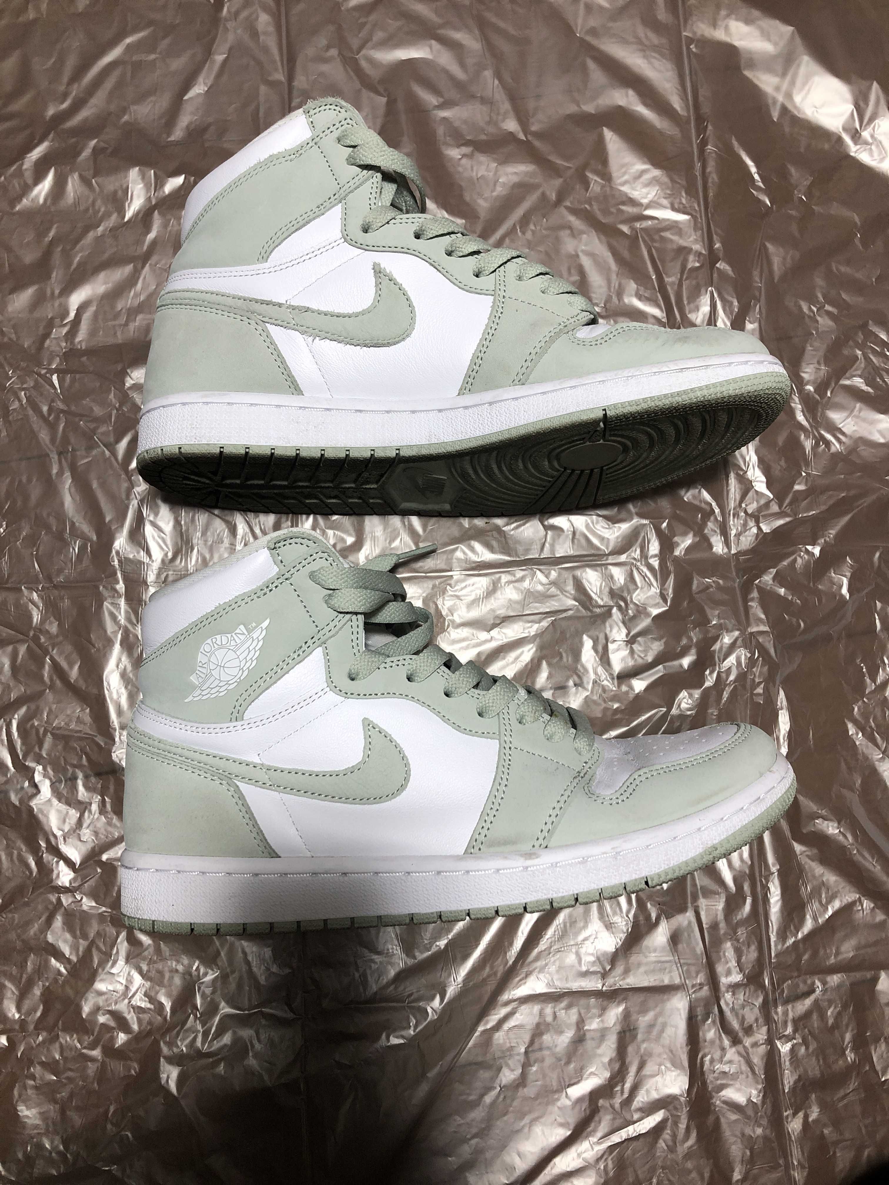 Nike Women's Air Jordan 1 High OG "Seafoam"