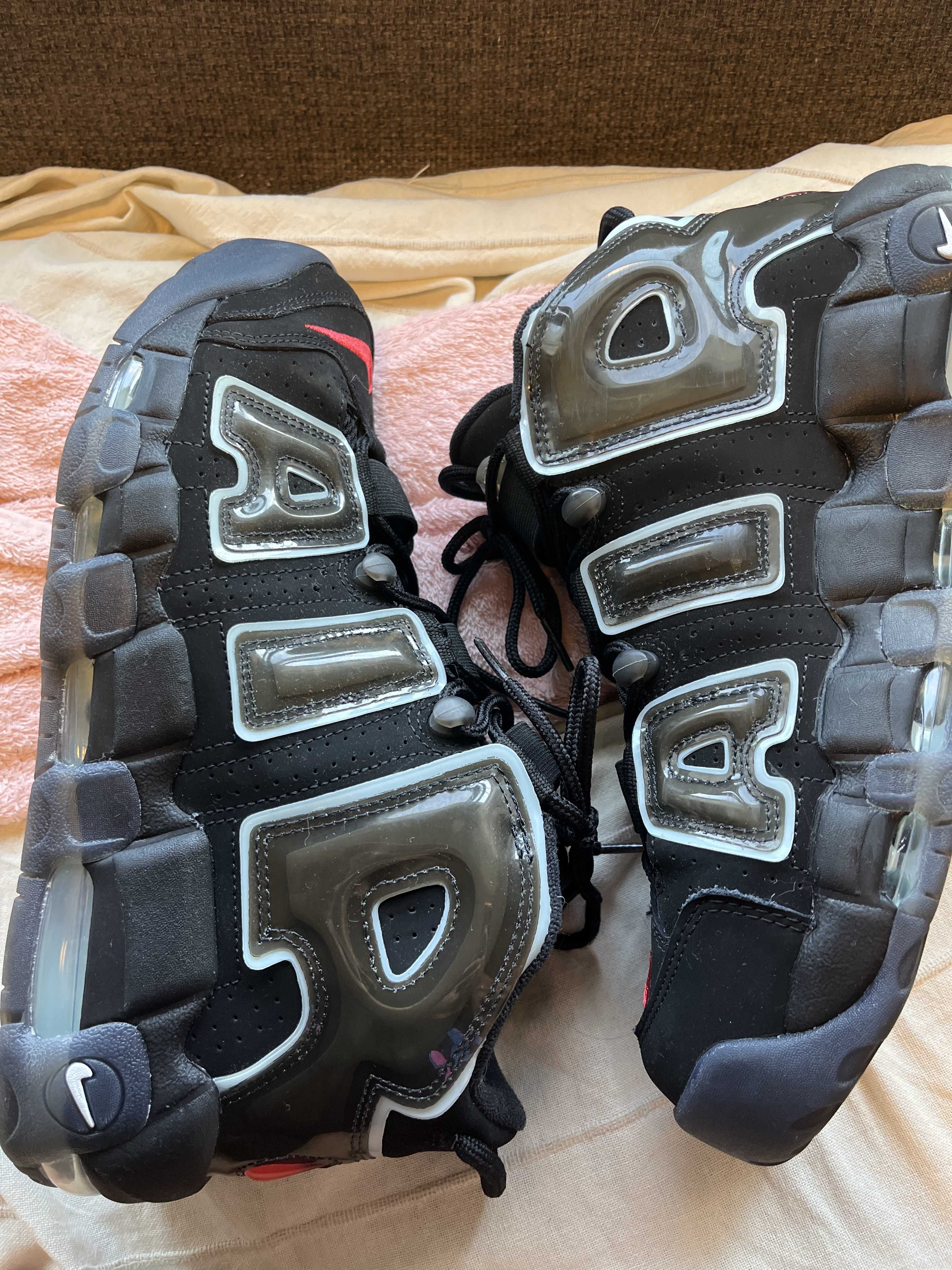 Nike Air More Uptempo "Made You Look"