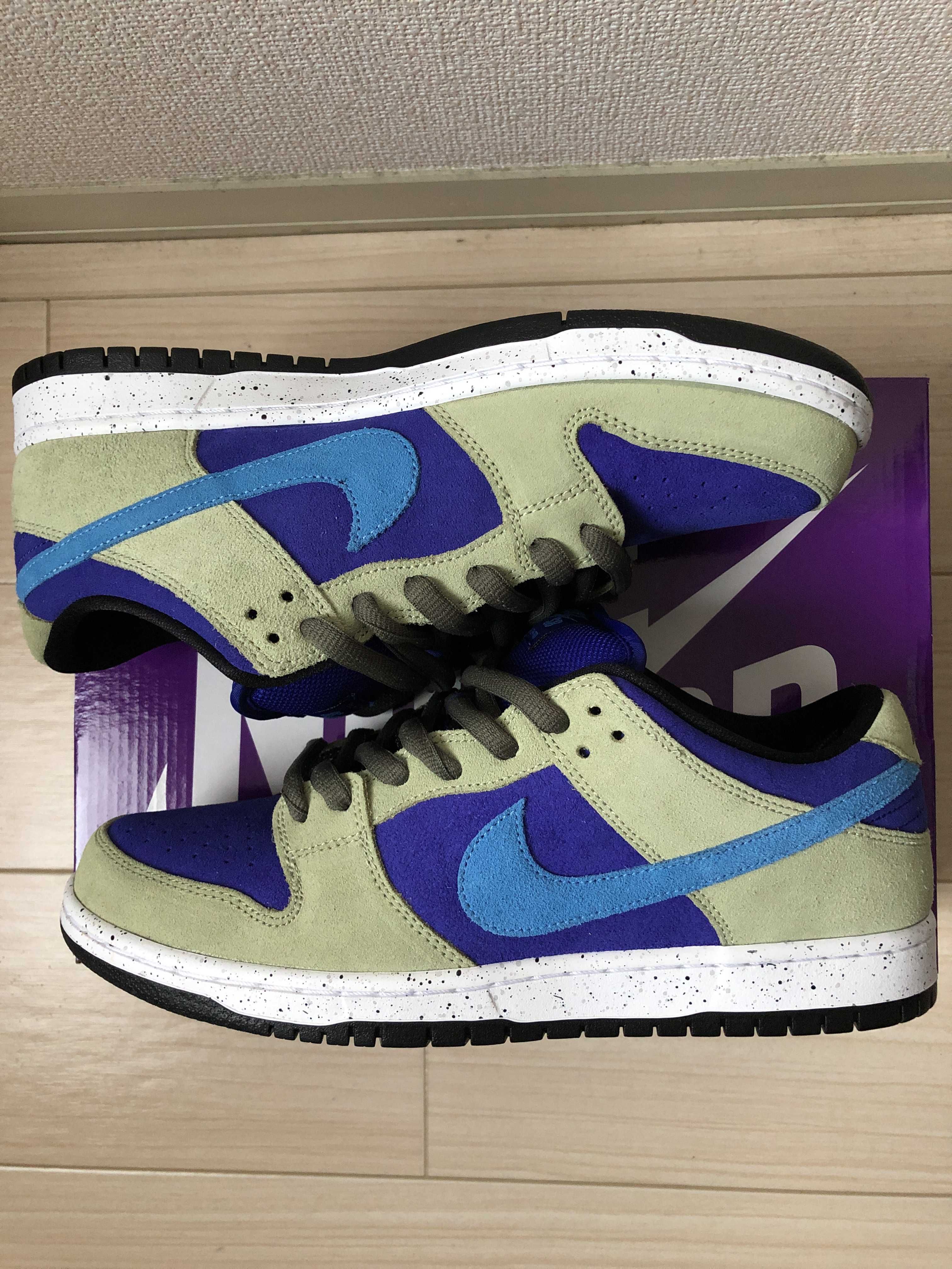 Nike SB Dunk Low "Celadon"