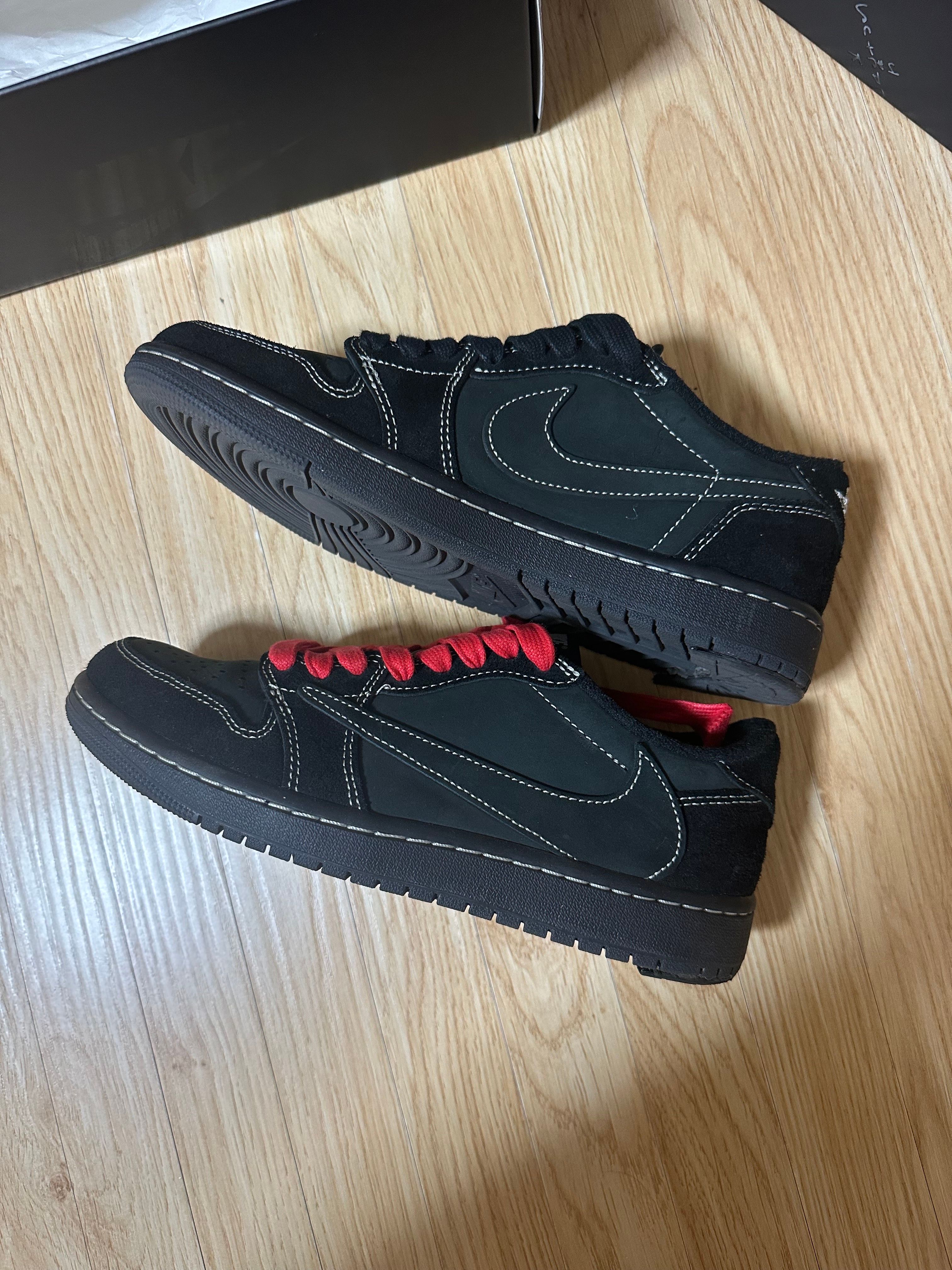 Travis Scott × Nike Air Jordan 1 Low OG SP "Black Phantom"