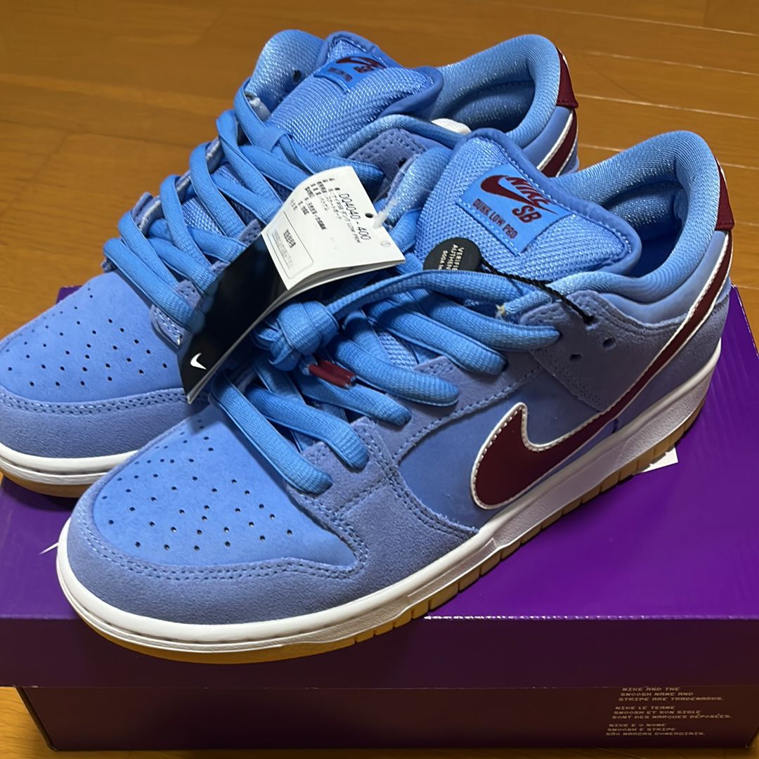 Nike SB Dunk Low Pro "Philadelphia Phillies/Valor Blue and Team Maroon"