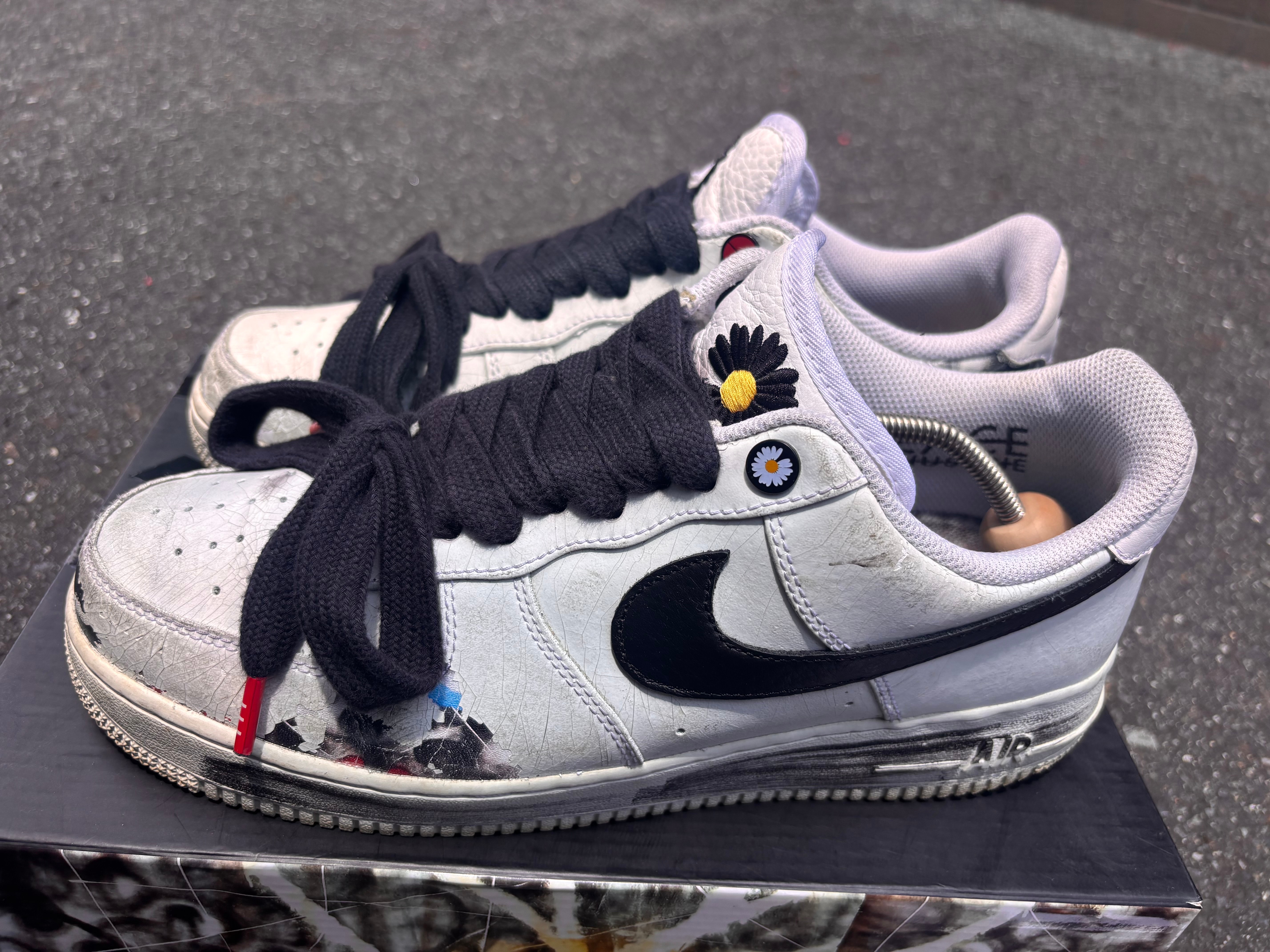 PEACEMINUSONE × Nike Air Force 1 Low 