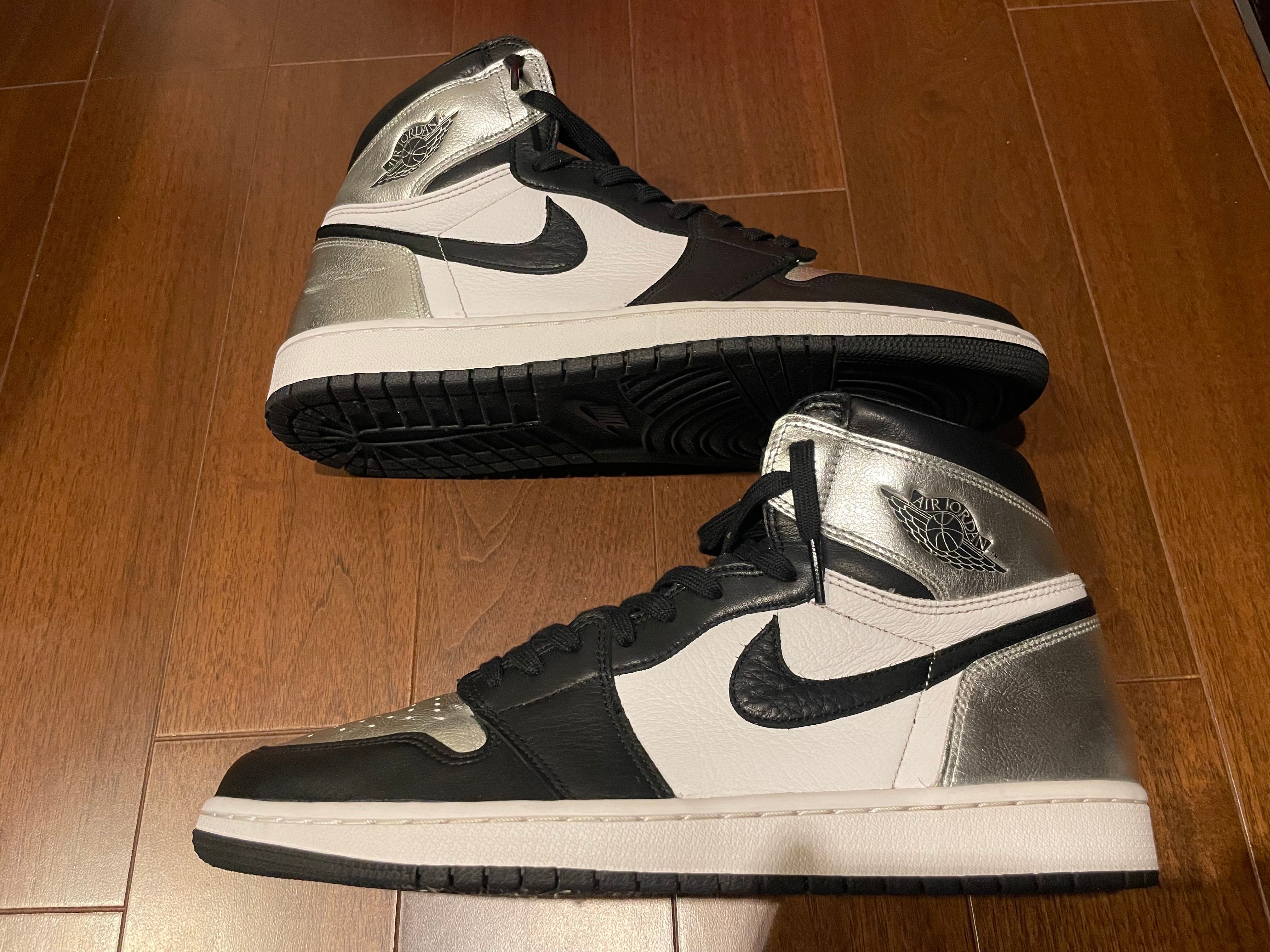 Nike Women's Air Jordan 1 Retro High OG "Silver Toe"