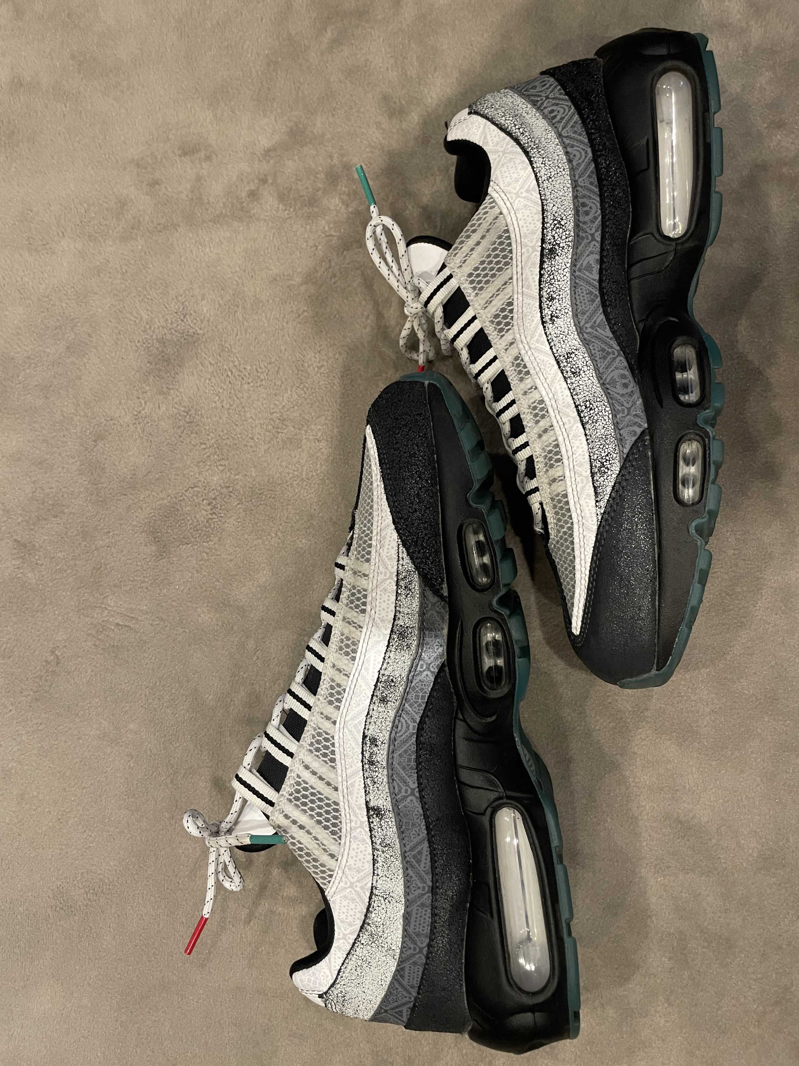 Nike Air Max 95 SE "Day of the Dead"