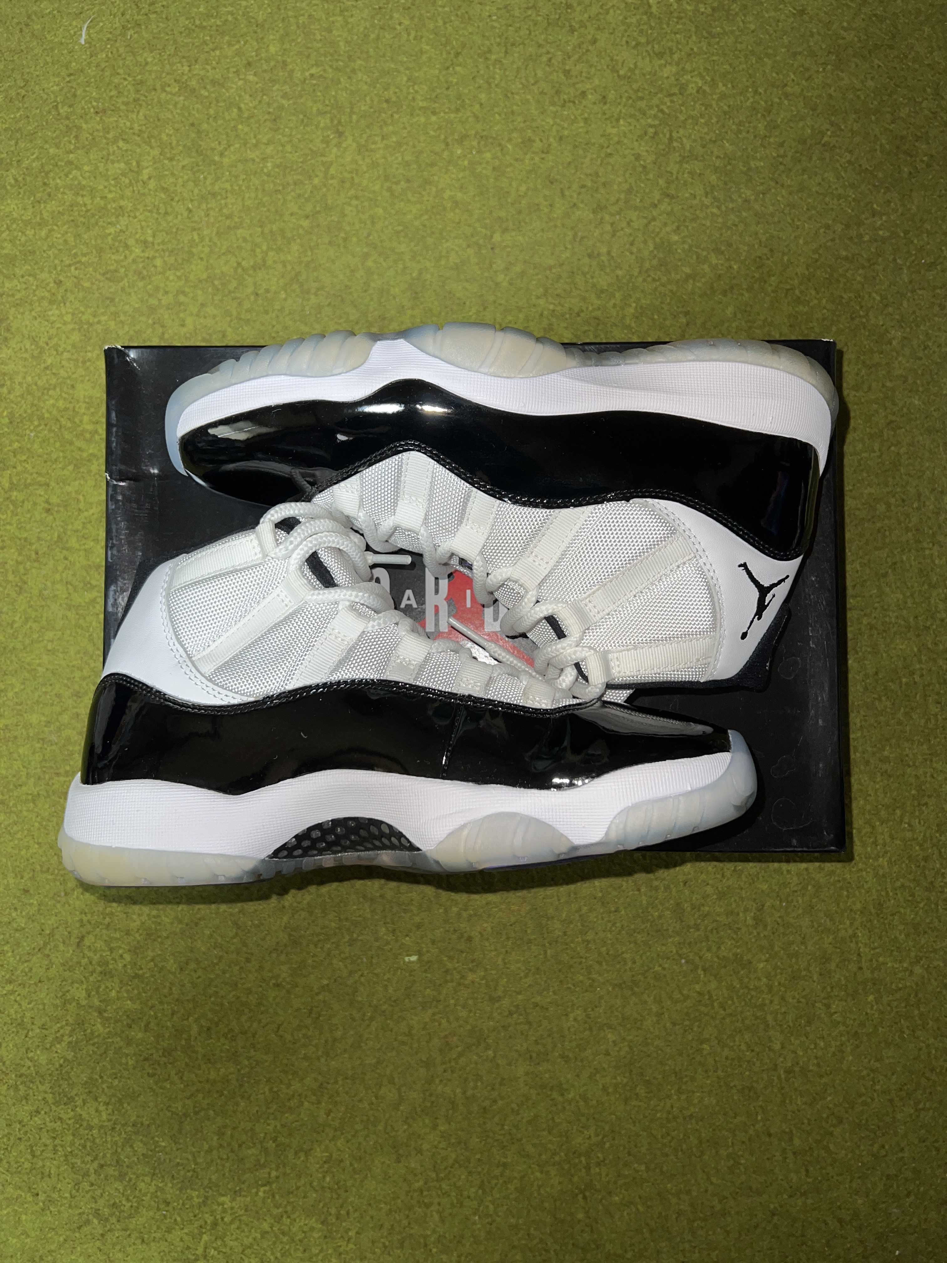 Nike Air Jordan 11 Retro "Concord" (2018)