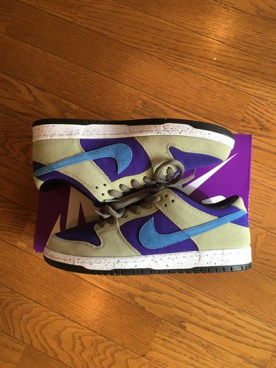 Nike SB Dunk Low "Celadon"