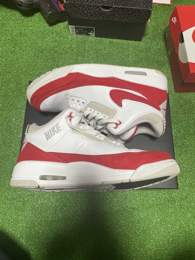 Nike Air Jordan 3 Retro "Tinker White/University Red"