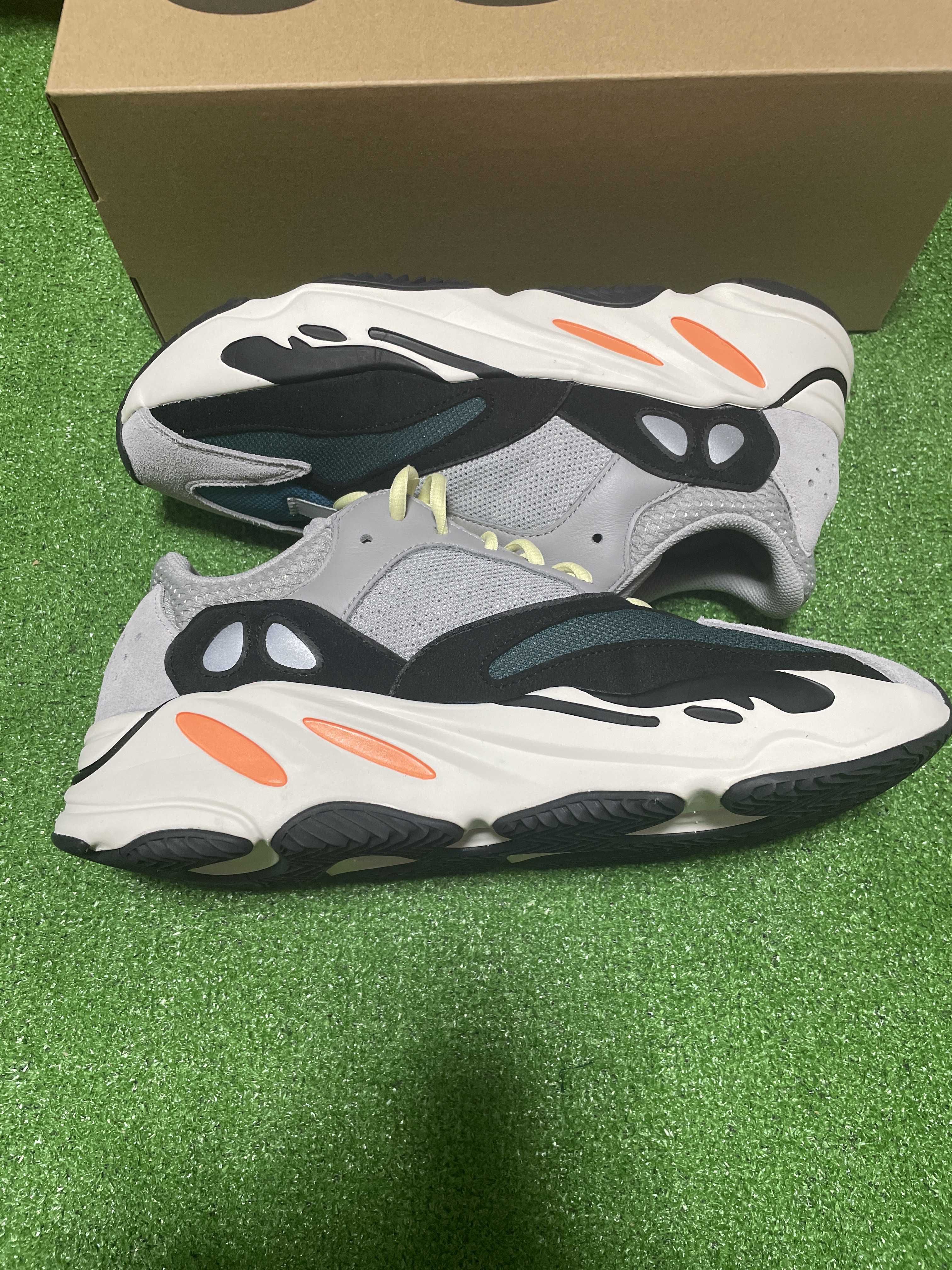 adidas YEEZY Boost 700 "Wave Runner"