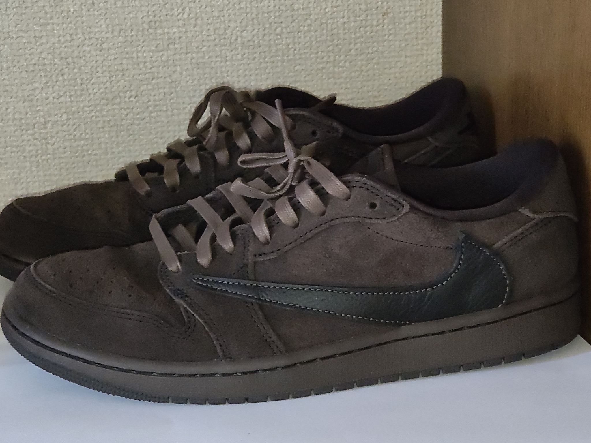 Travis Scott × Nike Air Jordan 1 Low OG SP "Velvet Brown and Dark Mocha"