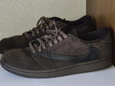 Travis Scott × Nike Air Jordan 1 Low OG SP "Velvet Brown and Dark Mocha"
