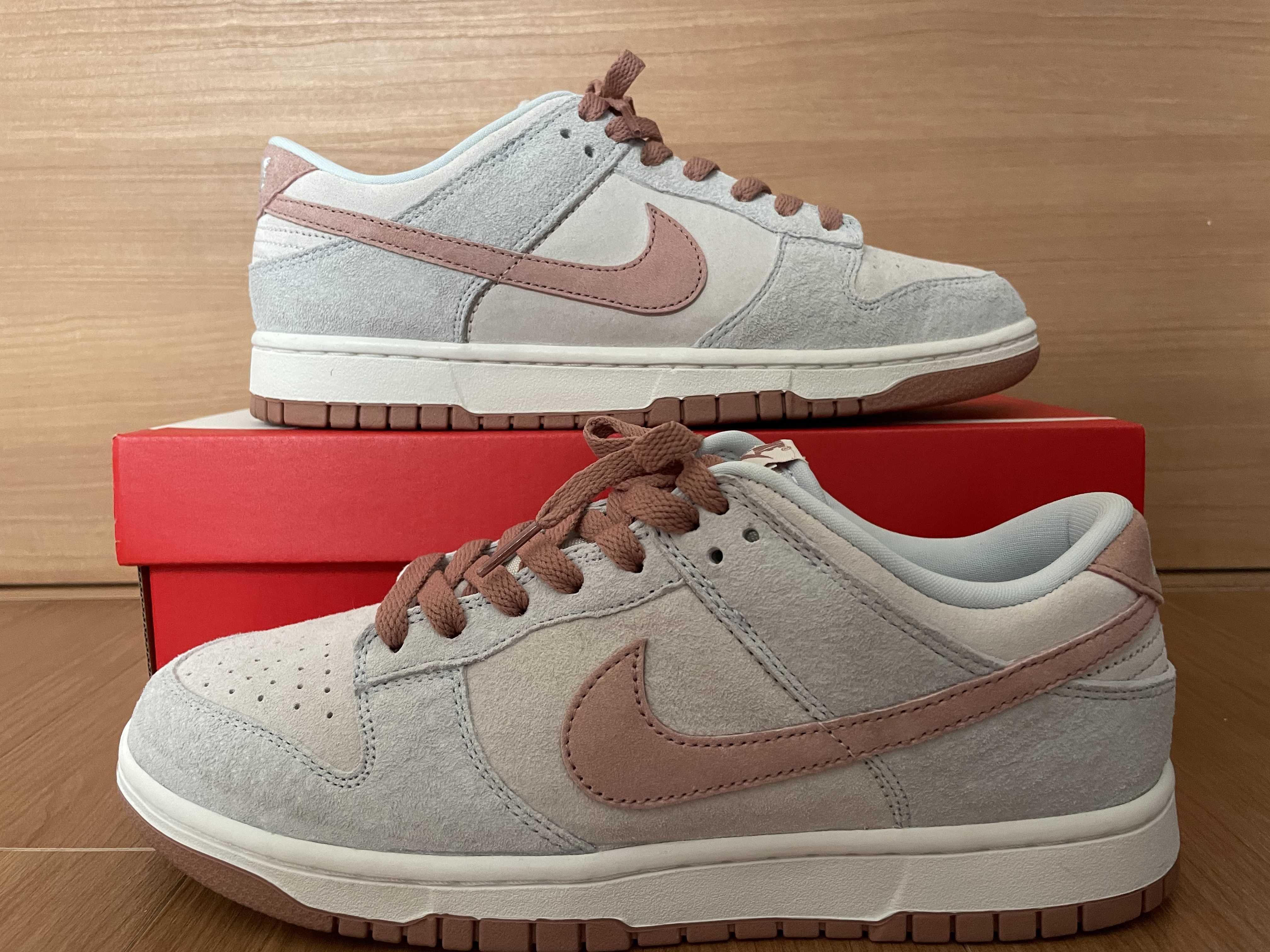 Nike Dunk Low "Fossil Rose"