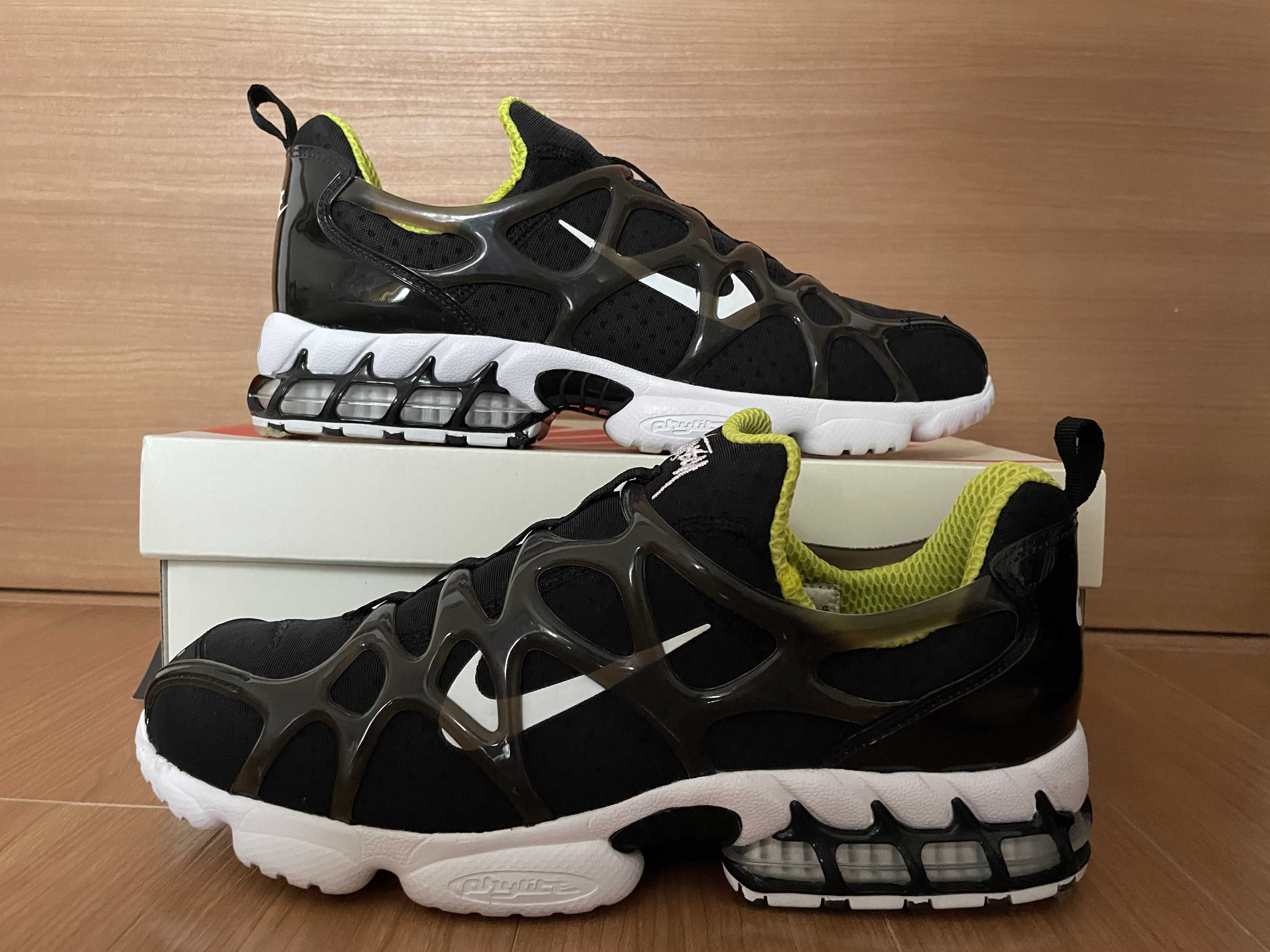 Stussy x Nike Air Zoom Kukini "Black/White/Bright Cactus"