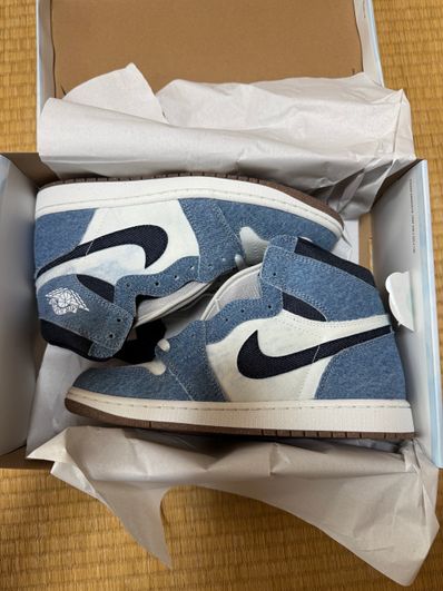 Nike Air Jordan 1 Retro High OG "Denim"