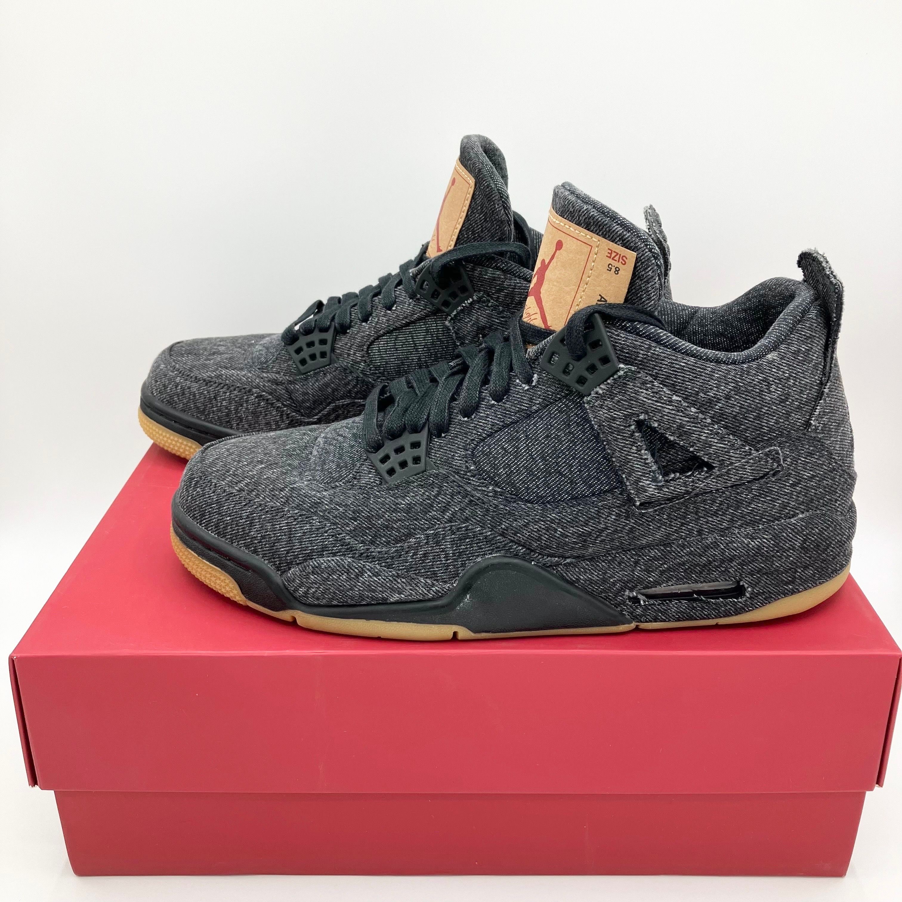 Nike × Levi's Air Jordan 4 "Black Denim" (Tag: ®)