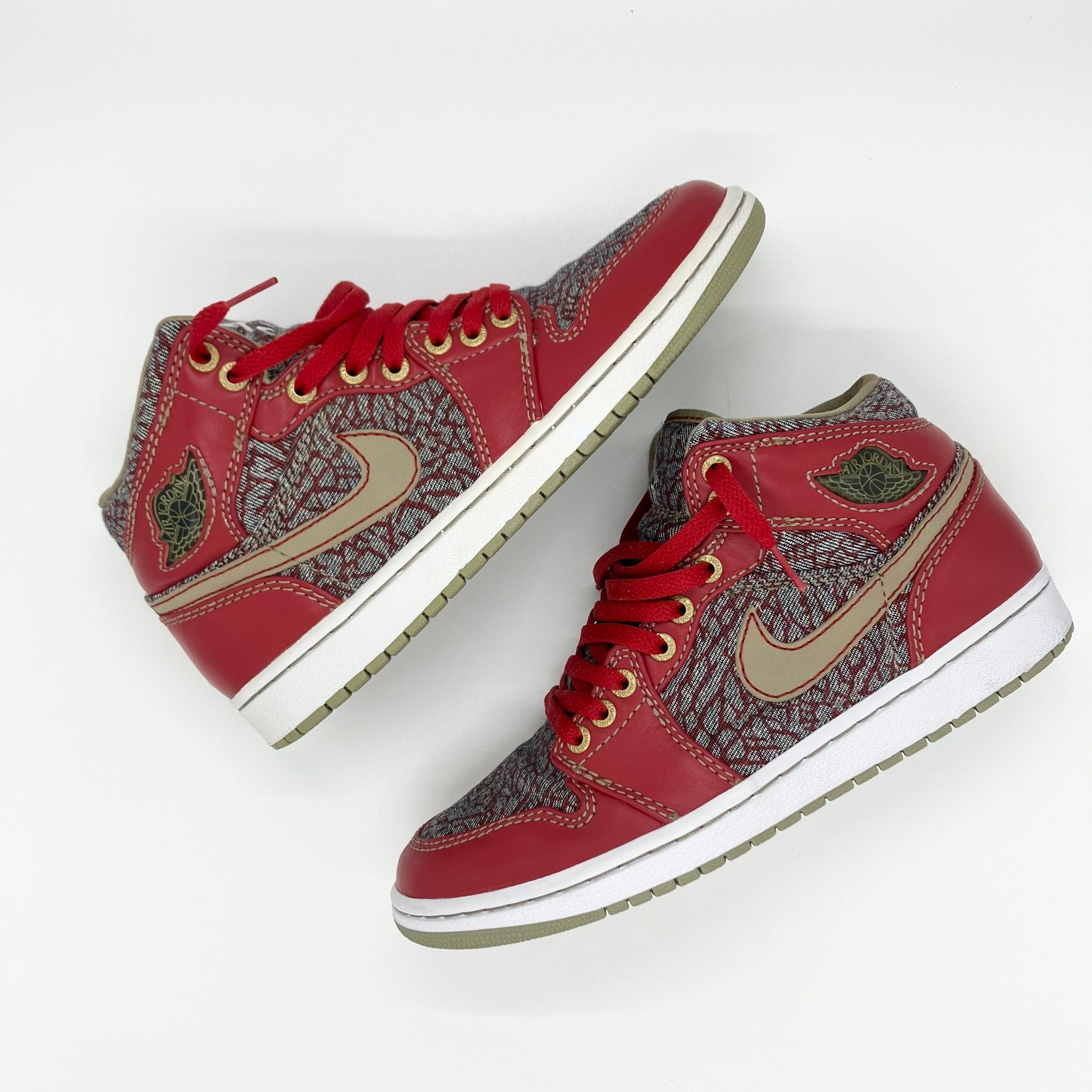 Levi’s®︎ × Nike Air Jordan 1 23/501 Mid "Denim Pack Red Cement"