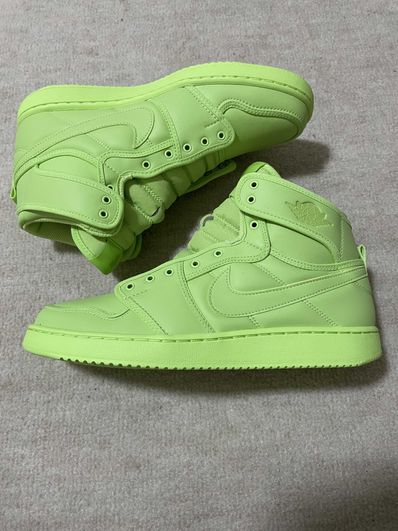 Billie Eilish × Nike Women's Air Jordan 1 High KO "Volt"