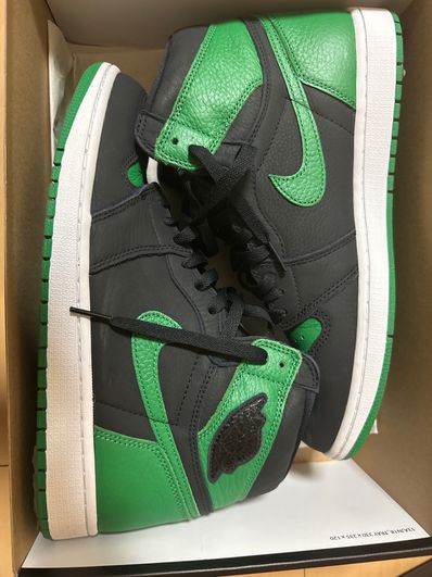 Nike Air Jordan 1 Retro High OG "Black/Pine Green" (2020)