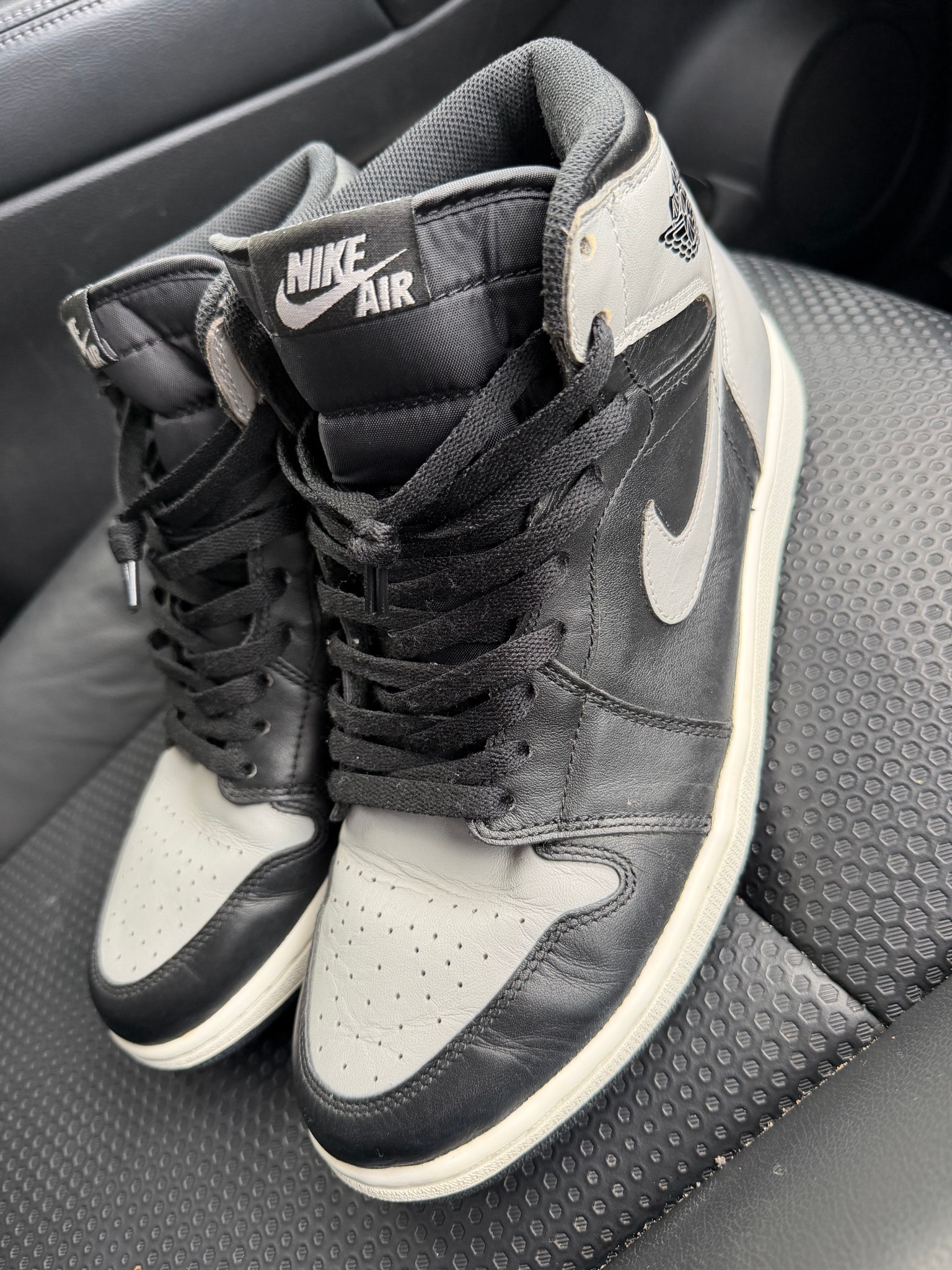 Nike Air Jordan 1 Retro High "Shadow"(2013)