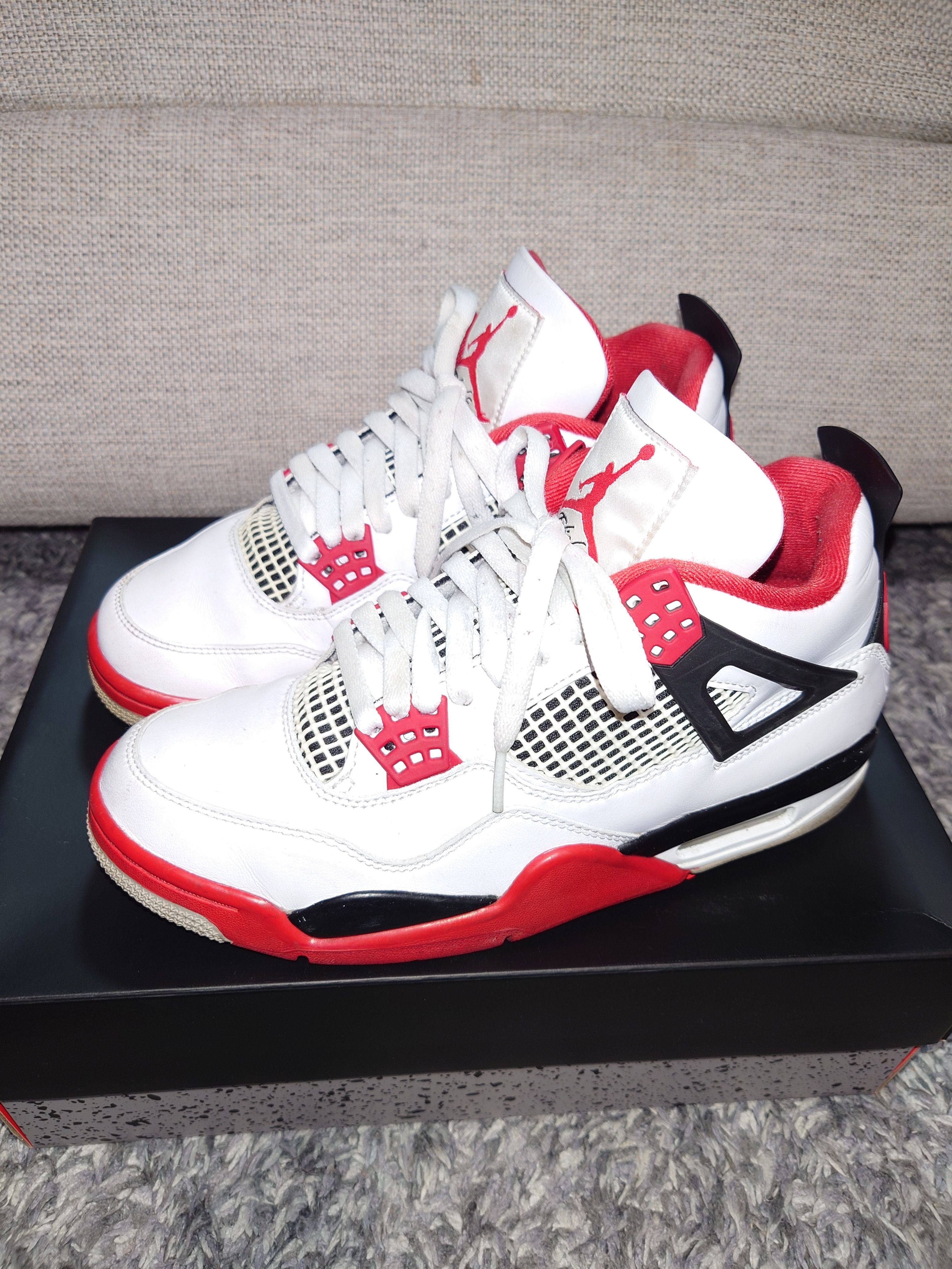 Nike Air Jordan 4 Retro OG "Fire Red" (2020)