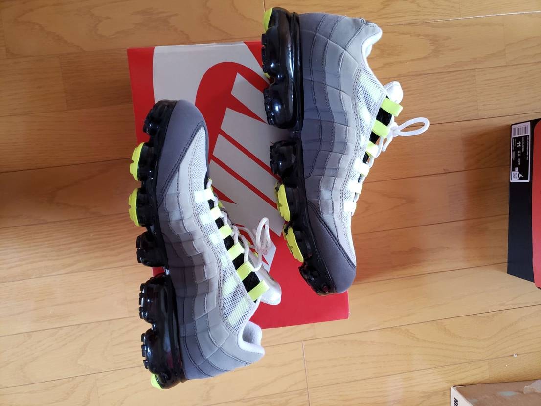 Nike Air Vapormax 95 "Neon"