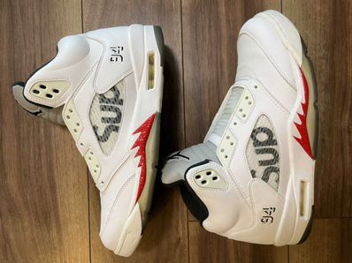 Supreme × Nike Air Jordan 5 Retro "White"