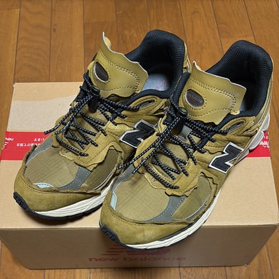New Balance 2002R Protection Pack "High Desert/Dark Moss-Black"