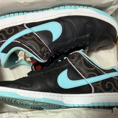 Nike Dunk Low "Barber Shop"