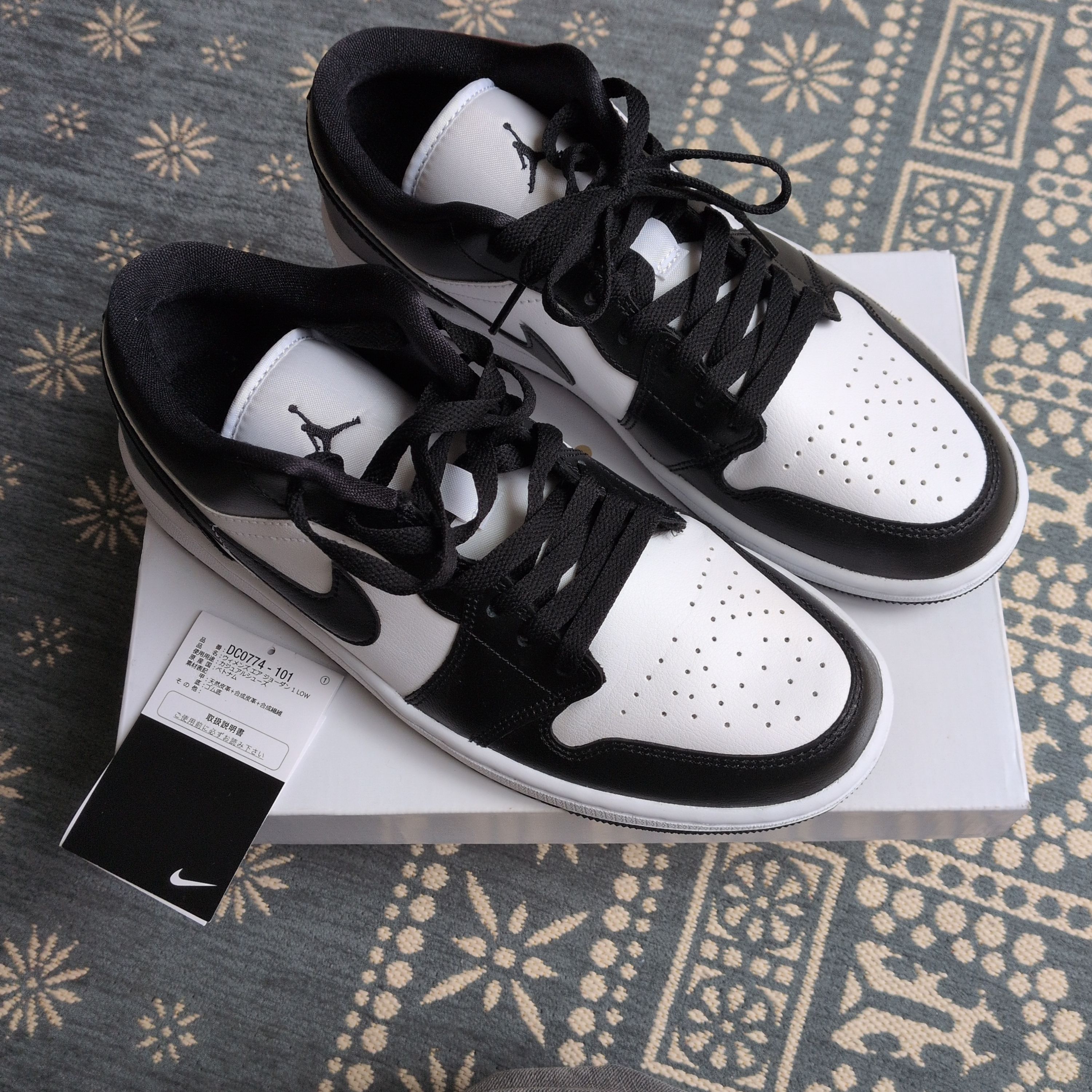Nike Women's Air Jordan 1 Low "White/Black"