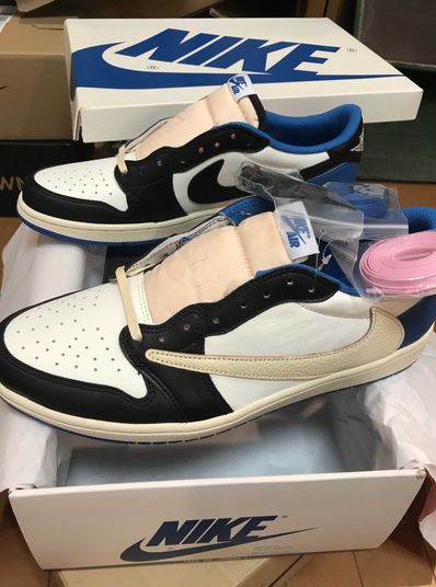 Travis Scott × fragment design × Nike Air Jordan 1 Low OG SP "Military Blue"