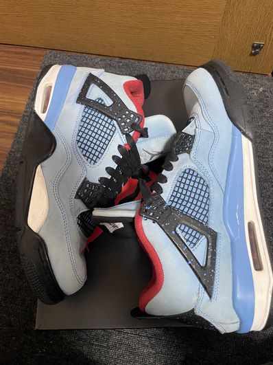 Travis Scott × Nike Air Jordan 4 Retro Cactus Jack "University Blue"