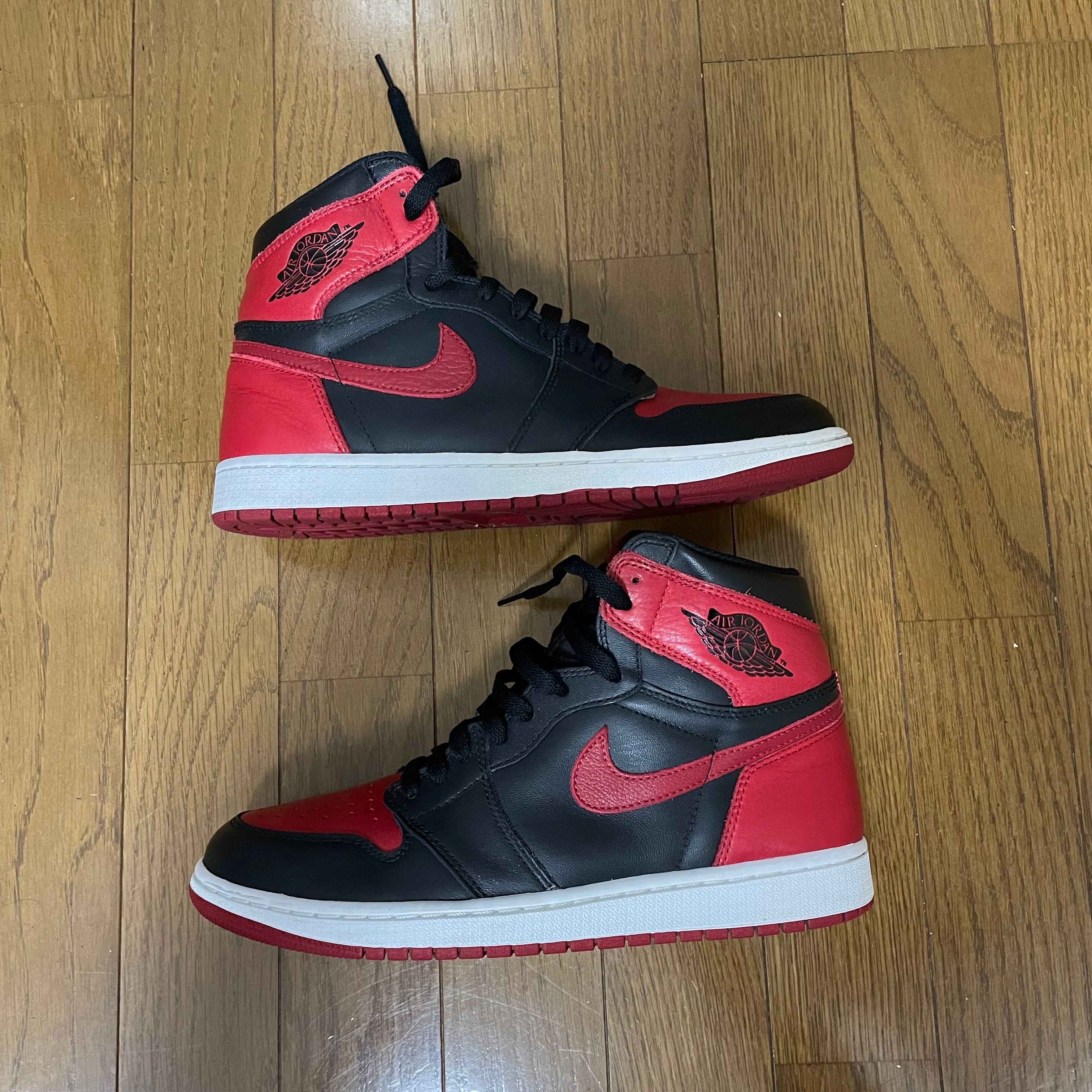 Nike Air Jordan 1 Retro High OG "Bred/Banned" (2016)