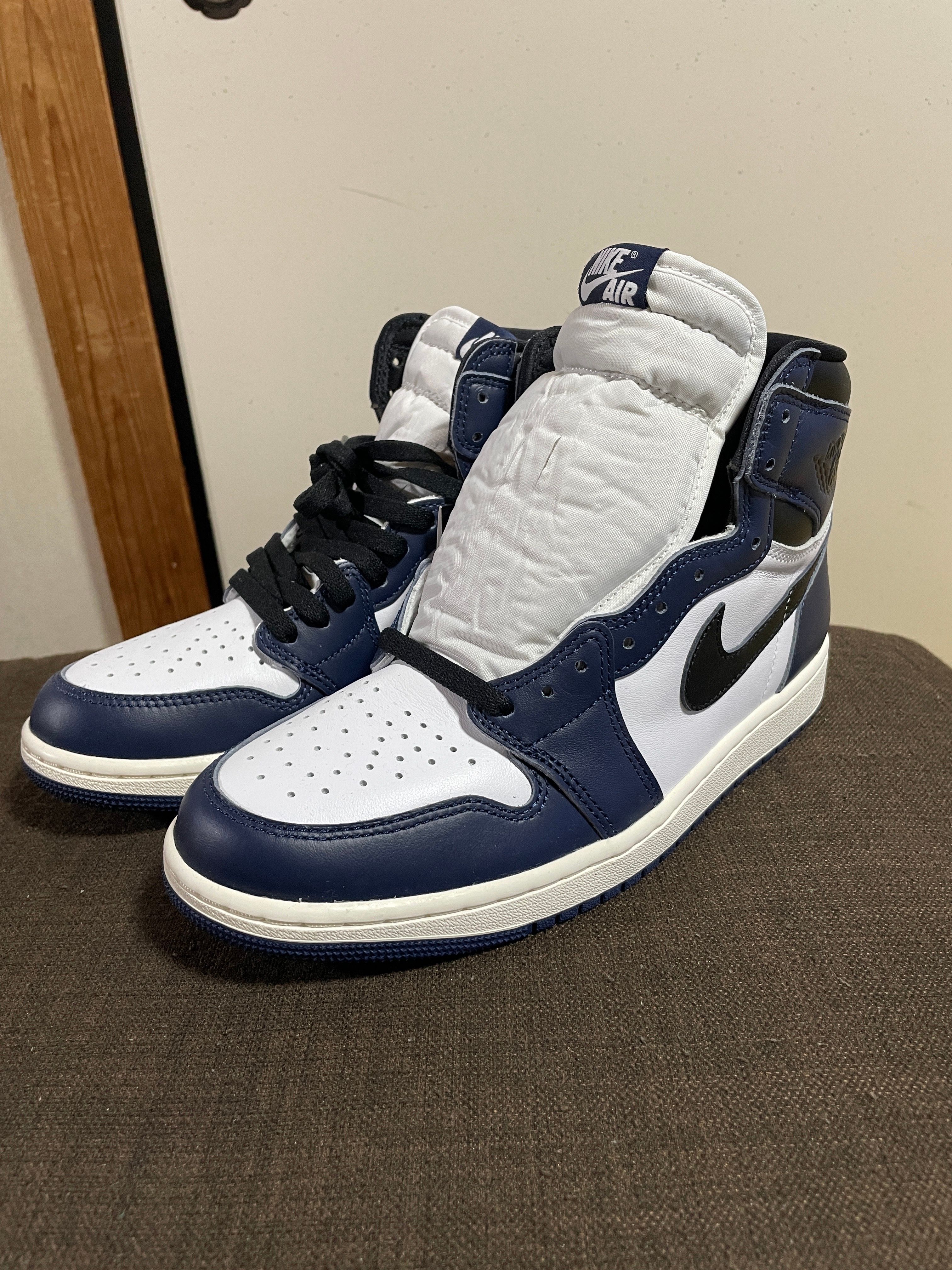 Nike Air Jordan 1 Retro High OG "Midnight Navy"