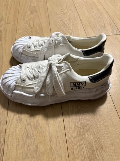 Maison MIHARA YASUHIRO BLAKEY OG Sole Canvas Low-top Sneaker "White" (A08FW735)
