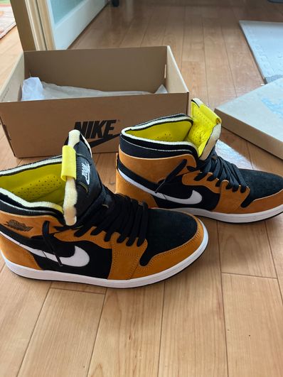 Nike Air Jordan 1 High Zoom "Monarch Orange"
