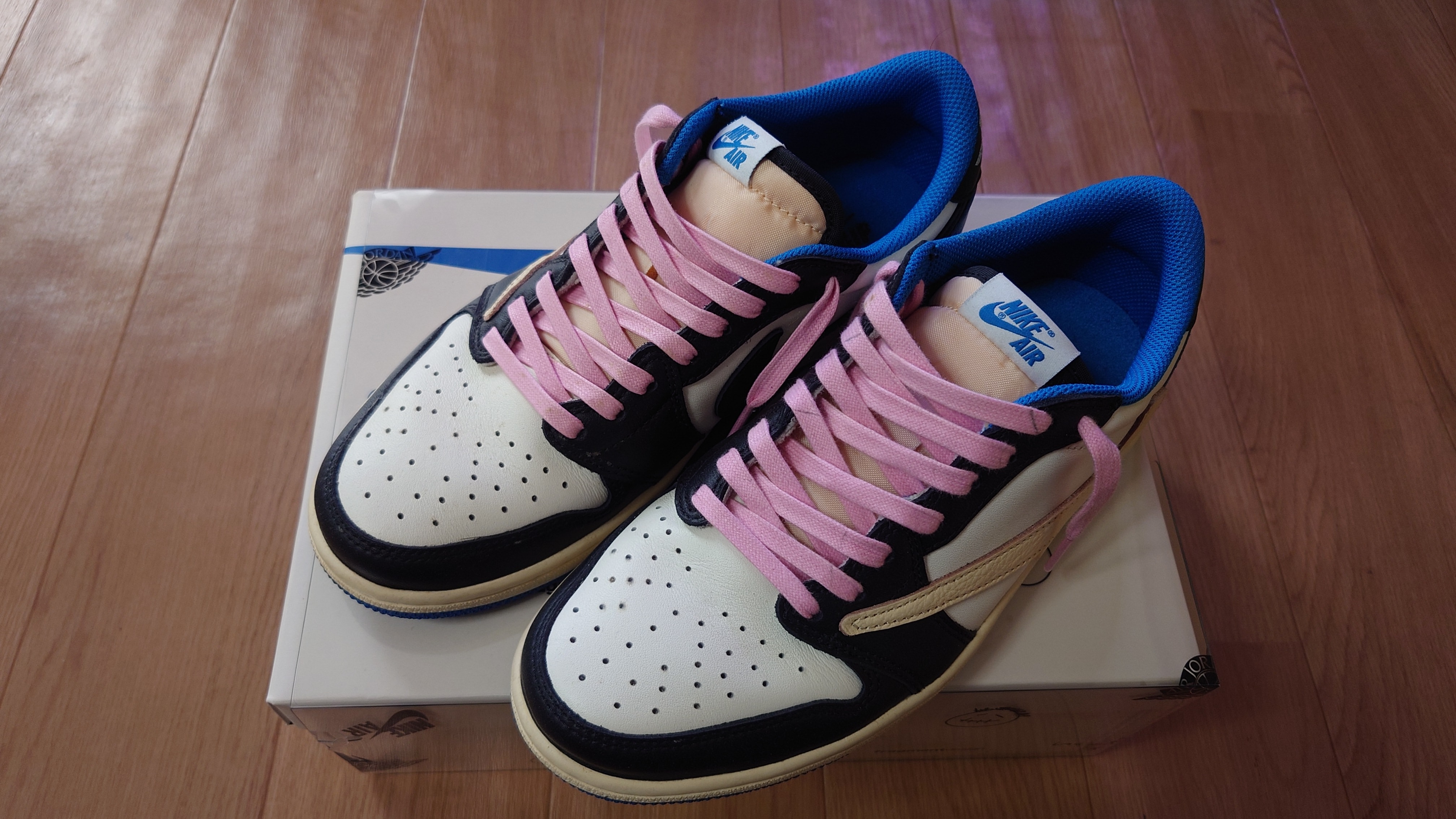 Travis Scott × fragment design × Nike Air Jordan 1 Low OG SP "Military Blue"