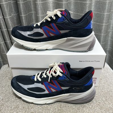 KITH × New Balance 990V6 Madison Square Garden "Navy"