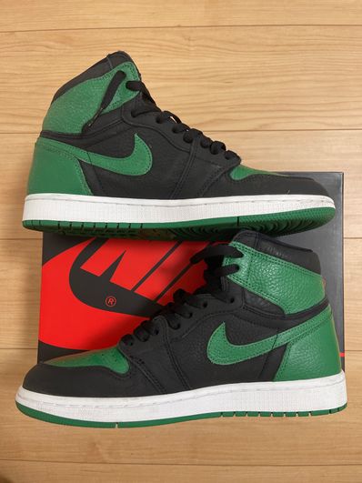 Nike Air Jordan 1 Retro High OG "Black/Pine Green" (2020)