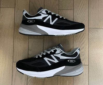 New Balance 990V6 "Black" (Heel NB Logo)