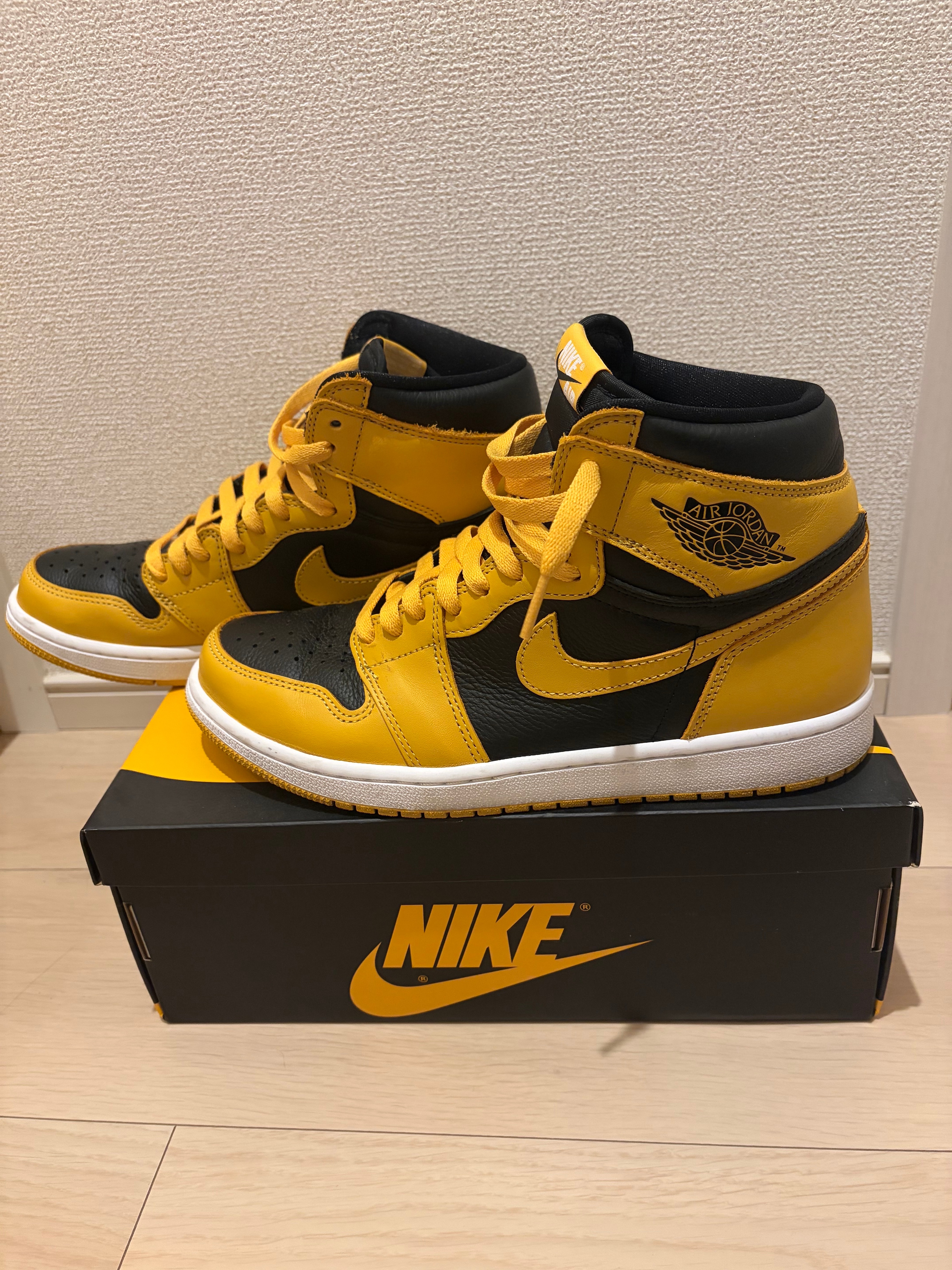 Nike Air Jordan 1 High OG "Pollen"
